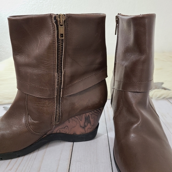 Sanita Maddox wedge ankle boots dark brown folded over buttons 38 - Picture 8 of 10